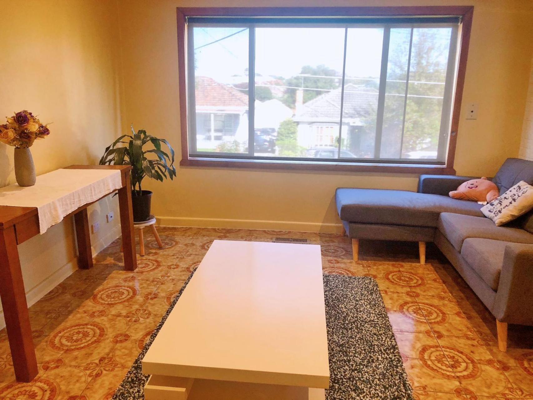 A Single Room Near The Railway Station ملبورن المظهر الخارجي الصورة